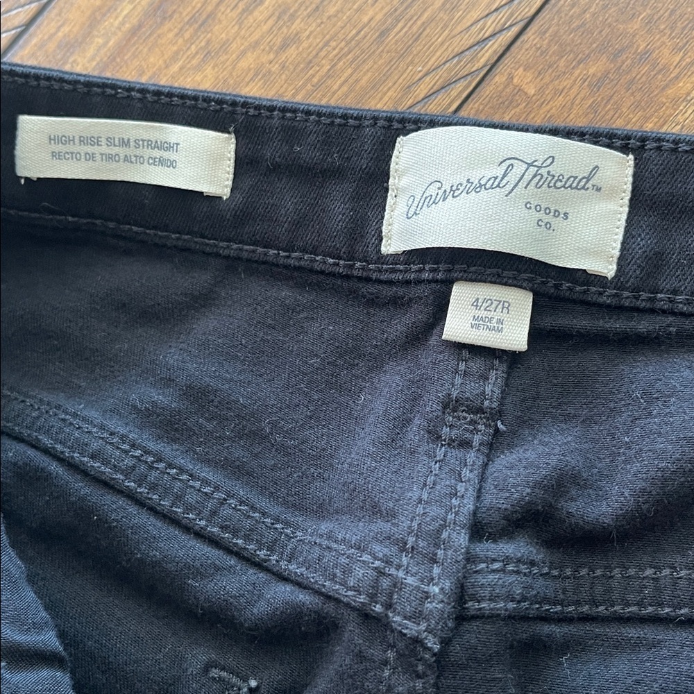 2 Universal Thread black high rise slim straight denim jeans size 4/27S & 4/27R - Picture 10 of 16